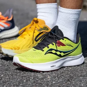 ۲۰ مدل کتونی ارزان دخترانه و پسرانه برای سال ۲۰۲۵